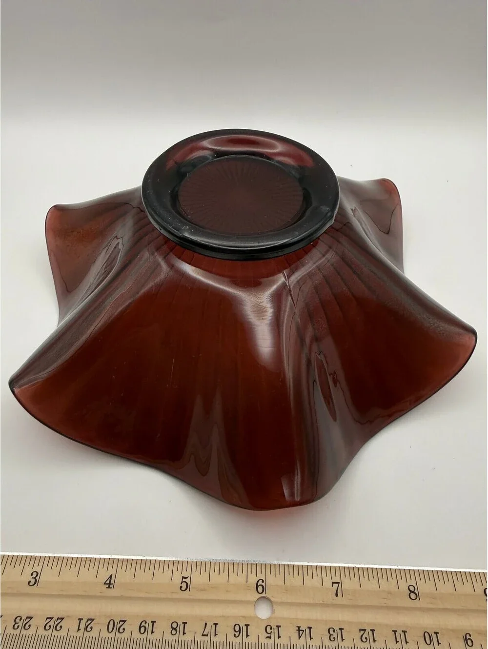 Vintage Iridescent Amethyst Art Glass Fan Shell Console Bowl 9.5